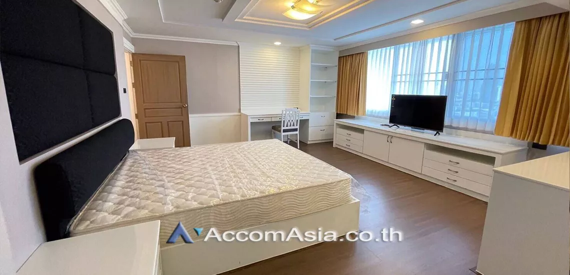 15  4 br Condominium For Rent in Sukhumvit ,Bangkok BTS Ekkamai at Oriental Tower 1510908