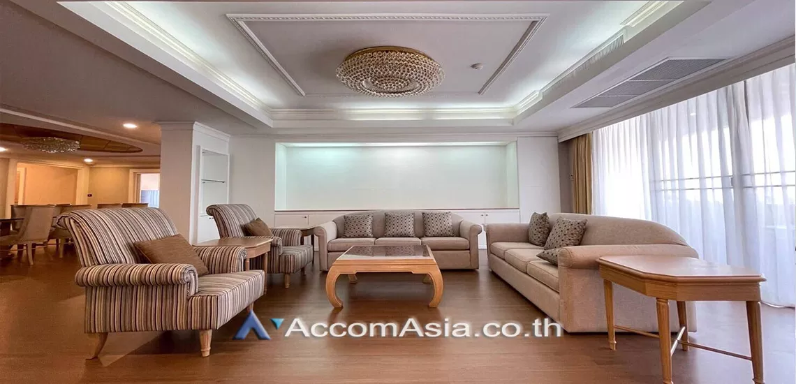 Pet friendly |  4 Bedrooms  Condominium For Rent in Sukhumvit, Bangkok  near BTS Ekkamai (1510908)