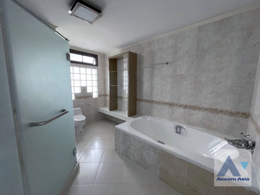 23  4 br Condominium for rent and sale in Sukhumvit ,Bangkok BTS Ekkamai at Oriental Tower 1510908