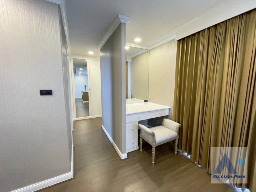 17  4 br Condominium for rent and sale in Sukhumvit ,Bangkok BTS Ekkamai at Oriental Tower 1510908