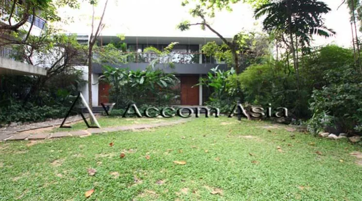  The Lush Greenery Residence Apartment  4 Bedroom for Rent BTS Chong Nonsi in Sathorn Bangkok