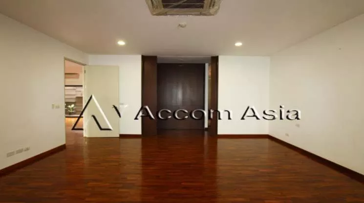 8  4 br Apartment For Rent in Sathorn ,Bangkok BTS Chong Nonsi at The Lush Greenery Residence 1410913