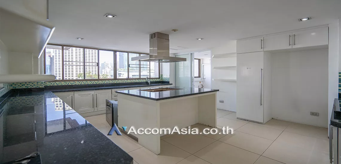 Big Balcony, Pet friendly |  4 Bedrooms  Apartment For Rent in Sukhumvit, Bangkok  near BTS Asok - MRT Sukhumvit (1410917)