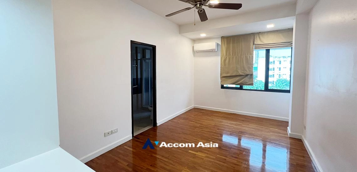 17  4 br Apartment For Rent in Sathorn ,Bangkok BTS Chong Nonsi at The Lush Greenery Residence 1008103