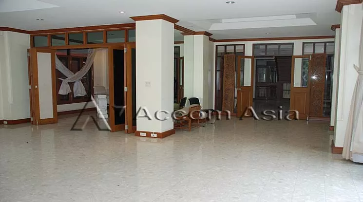 unitHome Office, Private Swimming Pool |  5 Bedrooms  House For Rent & Sale in Sathorn, Bangkok  near MRT Lumphini (1910952)