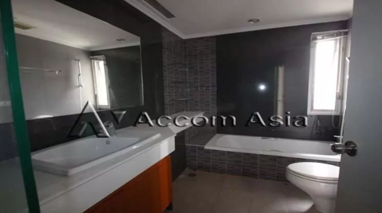 9  3 br Apartment For Rent in Sathorn ,Bangkok BRT Technic Krungthep at Perfect life in Bangkok 1510967