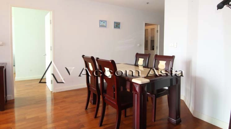 unit 2 Bedrooms  Condominium For Rent in Sukhumvit, Bangkok  (1511015)