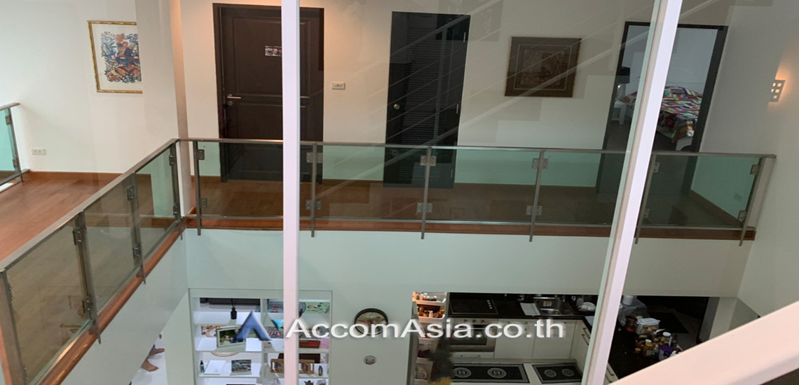 2House for Rent House in compound with common pool-Sukhumvit-Bangkok  / AccomAsia