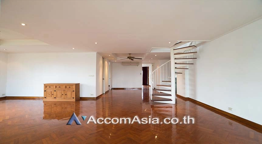unitDuplex Condo, Penthouse, Pet friendly |  2 Bedrooms  Apartment For Rent in Sathorn, Bangkok  near MRT Khlong Toei (1411034)