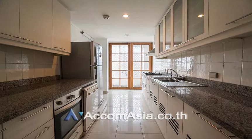 4  2 br Apartment For Rent in Sathorn ,Bangkok MRT Khlong Toei at Classic and elegant atmosphere 1411034