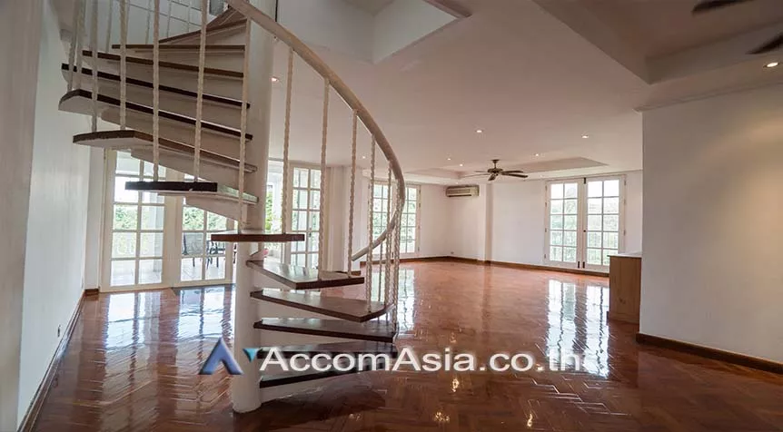 5  2 br Apartment For Rent in Sathorn ,Bangkok MRT Khlong Toei at Classic and elegant atmosphere 1411034