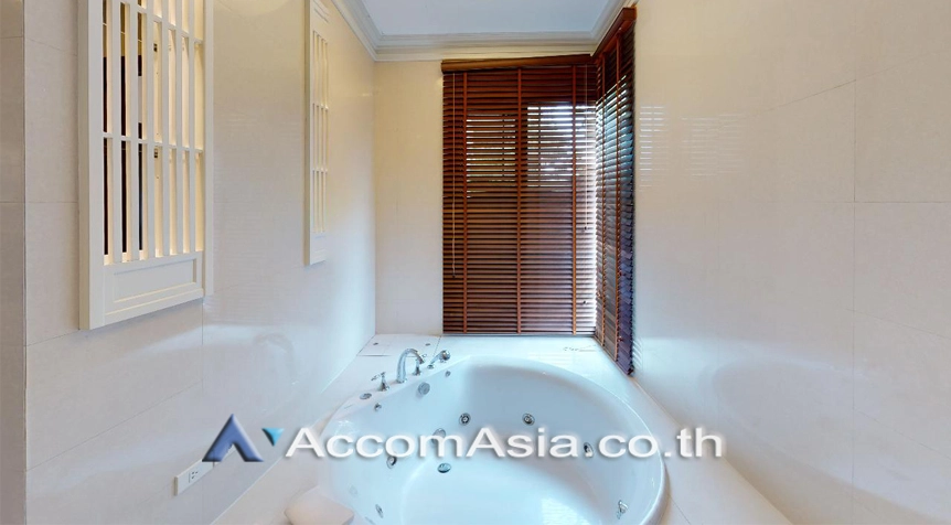 7  4 br House For Rent in Sathorn ,Bangkok BRT Thanon Chan - BTS Saint Louis at Exclusive Resort Style Home  1811050