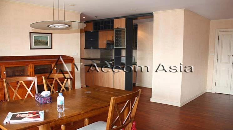 5  3 br Condominium For Rent in Ploenchit ,Bangkok BTS Ploenchit at Baan Ploenchit 1511054