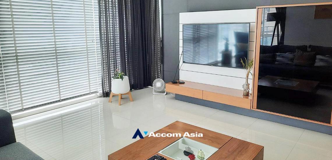 5  3 br Condominium For Sale in Ploenchit ,Bangkok BTS Ploenchit at Athenee Residence 2311074