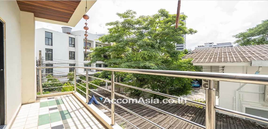 10  3 br Apartment For Rent in Sathorn ,Bangkok MRT Lumphini at Homely atmosphere place 1411075