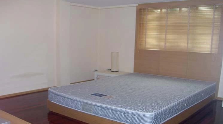 5  3 br House For Rent in Sathorn ,Bangkok MRT Lumphini 1711087