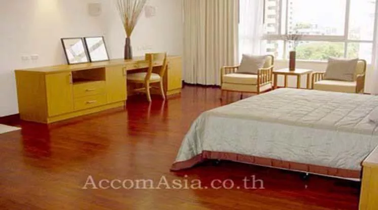 Pet friendly |  4 Bedrooms  Apartment For Rent in Sukhumvit, Bangkok  near BTS Asok - MRT Sukhumvit (1411131)