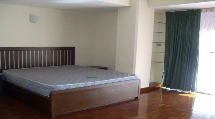 6  2 br Apartment for rent and sale in Sukhumvit ,Bangkok BTS Nana at Calm and Peaceful 1411155