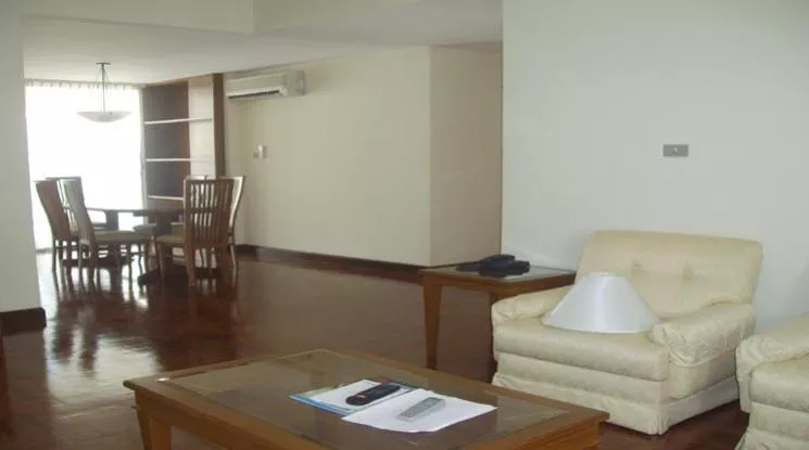 7  2 br Apartment For Rent in Sukhumvit ,Bangkok BTS Nana at Calm and Peaceful 1411155