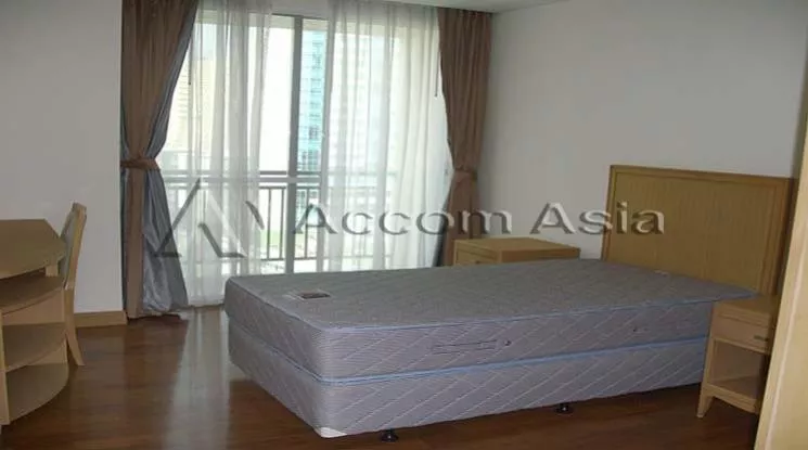 4  3 br Apartment For Rent in Sukhumvit ,Bangkok BTS Phrom Phong at Apartment with Top Facilities, Close to Emshere 1411164