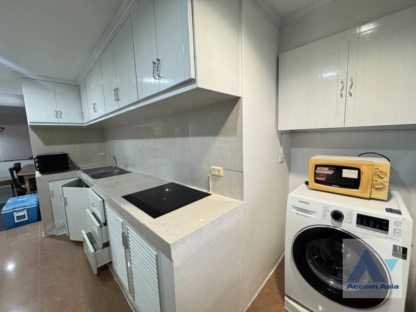 7  2 br Condominium for rent and sale in Sukhumvit ,Bangkok BTS Nana at Crystal Garden 1511190