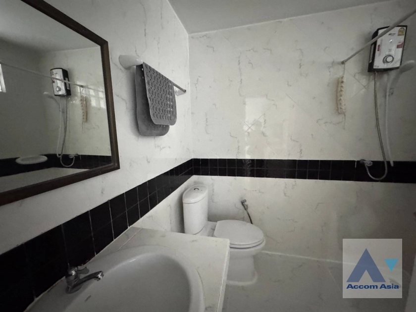 13  2 br Condominium for rent and sale in Sukhumvit ,Bangkok BTS Nana at Crystal Garden 1511190