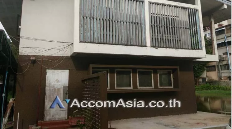 1  House for rent and sale in Sukhumvit ,Bangkok BTS Phra khanong 4006801