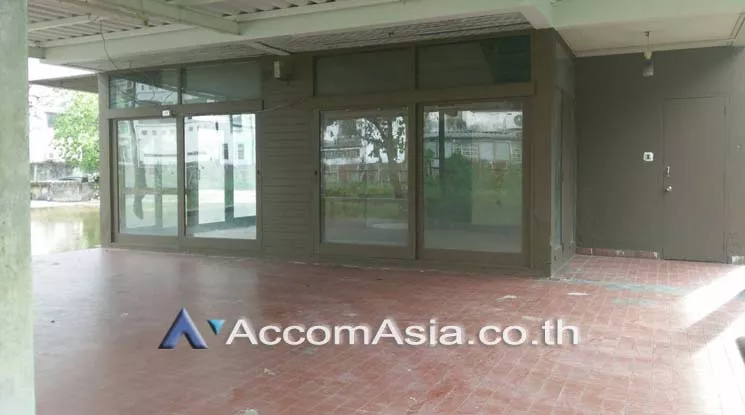 5  House for rent and sale in Sukhumvit ,Bangkok BTS Phra khanong 4006801