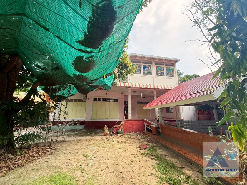  1  4 br House for rent and sale in Sukhumvit ,Bangkok BTS Nana 2311226