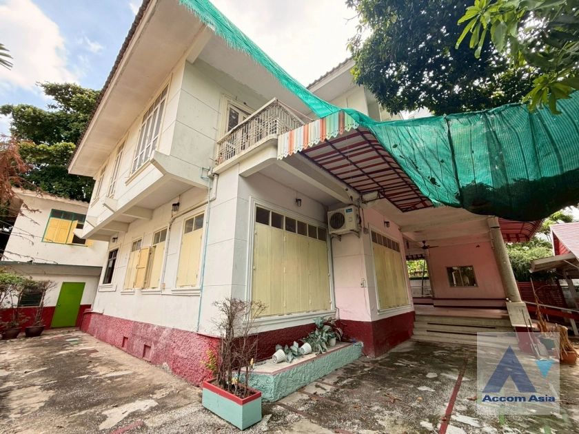  1  4 br House for rent and sale in Sukhumvit ,Bangkok BTS Nana 2311226