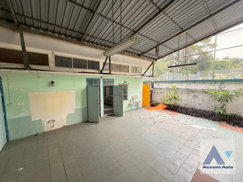 29  4 br House for rent and sale in Sukhumvit ,Bangkok BTS Nana 2311226