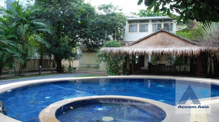  2  4 br House for rent and sale in Sukhumvit ,Bangkok BTS Nana 2311226