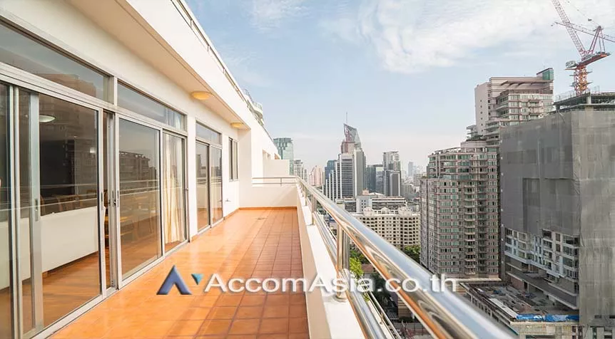 Pet friendly |  Residences in mind Apartment  2 Bedroom for Rent BTS Phrom Phong in Sukhumvit Bangkok