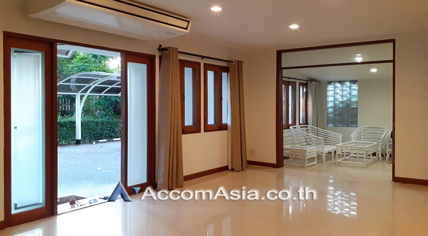  2  3 br House for rent and sale in Sukhumvit ,Bangkok BTS Phrom Phong 1711231