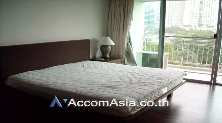 Pet friendly |  2 Bedrooms  Apartment For Rent in Sathorn, Bangkok  near BTS Chong Nonsi - MRT Lumphini (1411265)
