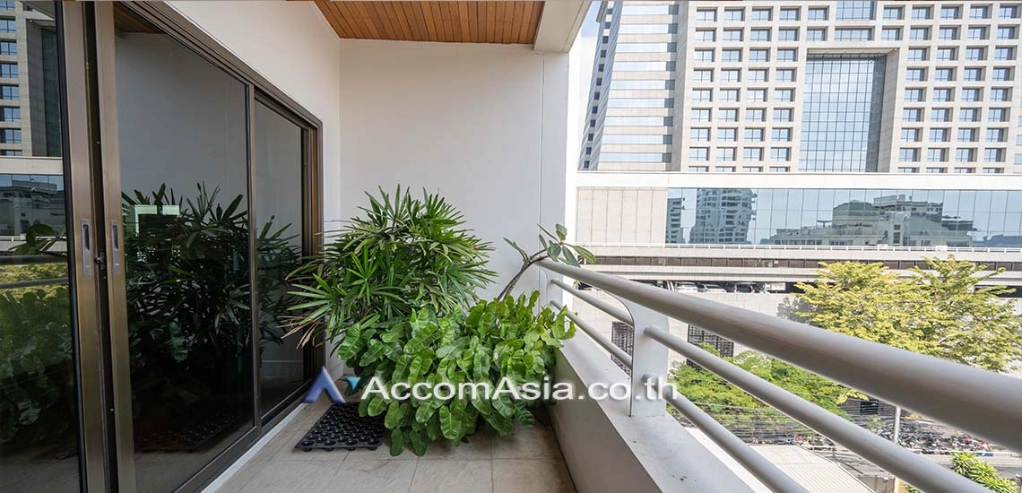 10  3 br Apartment For Rent in Sathorn ,Bangkok BTS Chong Nonsi at Cozy Low-rise Apartment in Sathorn, Walk to BTS 6 mins. 1411269