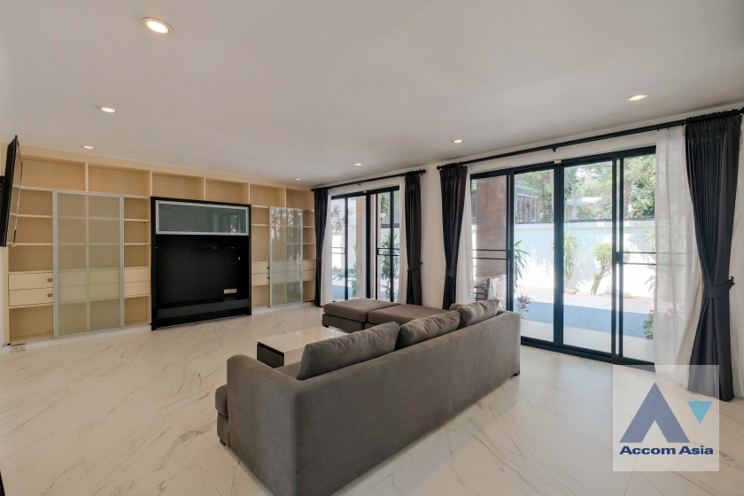 8  4 br House for rent and sale in Sukhumvit ,Bangkok BTS Phra khanong 6002301