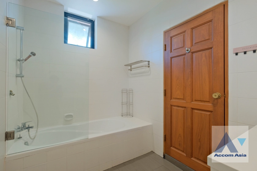 23  4 br House for rent and sale in Sukhumvit ,Bangkok BTS Phra khanong 6002301