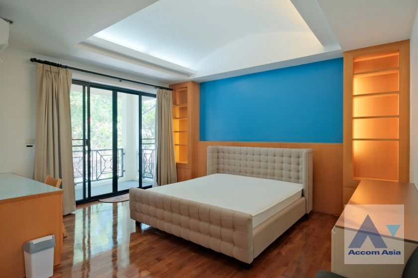 24  4 br House for rent and sale in Sukhumvit ,Bangkok BTS Phra khanong 6002301