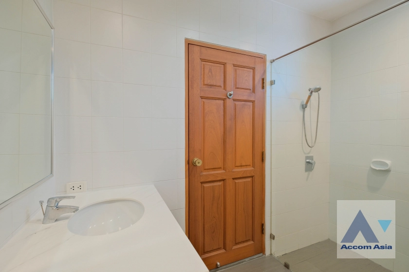 34  4 br House for rent and sale in Sukhumvit ,Bangkok BTS Phra khanong 6002301