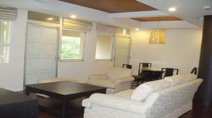  2  2 br Apartment For Rent in Ploenchit ,Bangkok BTS Ploenchit at Set among tropical atmosphere 1411286