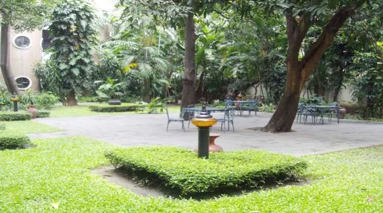 9  2 br Apartment for rent and sale in Ploenchit ,Bangkok BTS Ploenchit at Set among tropical atmosphere 1411286