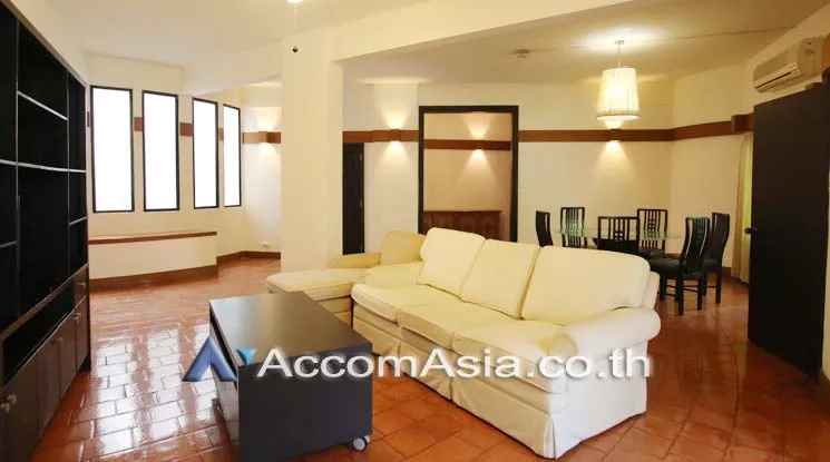 Pet friendly |  2 Bedrooms  Apartment For Rent in Ploenchit, Bangkok  near BTS Ploenchit (1411287)