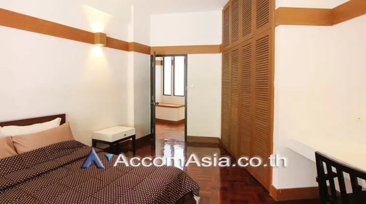 6  2 br Apartment For Rent in Ploenchit ,Bangkok BTS Ploenchit at Set among tropical atmosphere 1411287