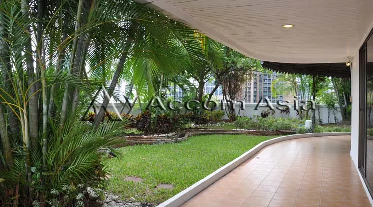 unitHuge Terrace, Duplex Condo, Penthouse, Pet friendly |  4 Bedrooms  Apartment For Rent in Sukhumvit, Bangkok  near BTS Thong Lo (1411295)