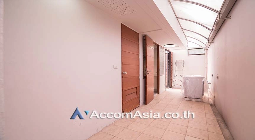 25  5 br House For Rent in Sukhumvit ,Bangkok BTS Thong Lo 2411318