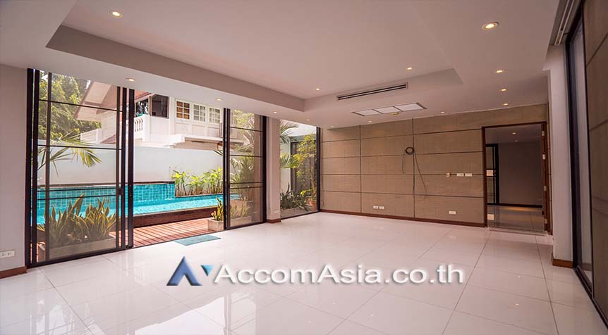 7  5 br House For Rent in sukhumvit ,Bangkok BTS Thong Lo 2411318
