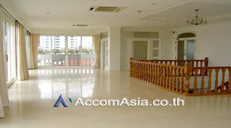 Duplex Condo, Penthouse |  A Classic Style Apartment  5 Bedroom for Rent MRT Sukhumvit in Sukhumvit Bangkok