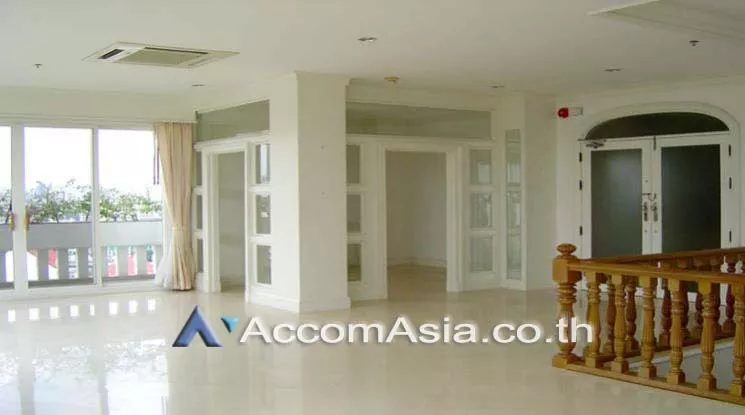 Duplex Condo, Penthouse |  5 Bedrooms  Apartment For Rent in Sukhumvit, Bangkok  near BTS Asok - MRT Sukhumvit (20462)