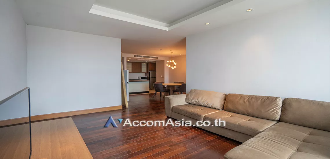 unit 2 Bedrooms  Condominium For Rent in Sathorn, Bangkok  near BTS Chong Nonsi (1511378)